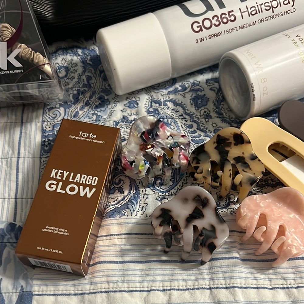 KEVIN.MURPHY Hair Care Collection with Accessories - Picture 3 of 3